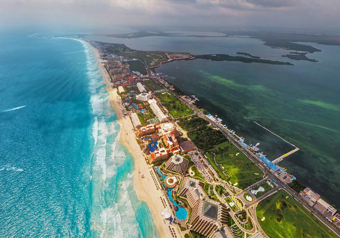 La Isla. La Zona de hoteles de Cancún