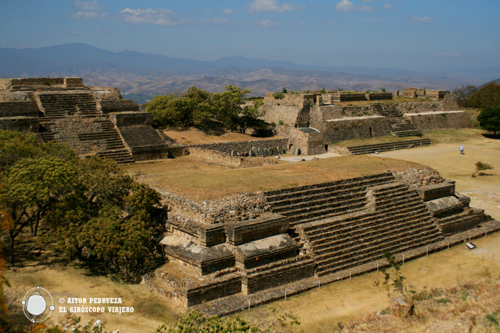 Zona arqueológica de Monte Albán en Oaxaca