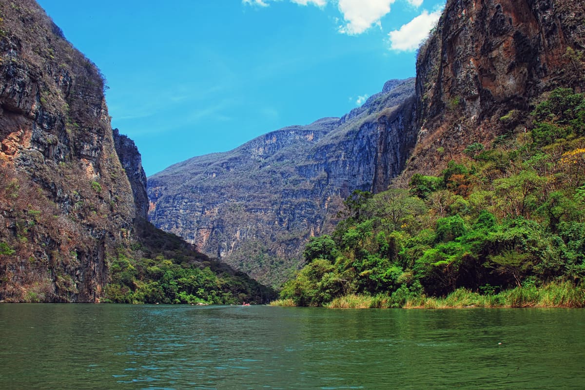 Excursión en barco por el cañón del Sumidero